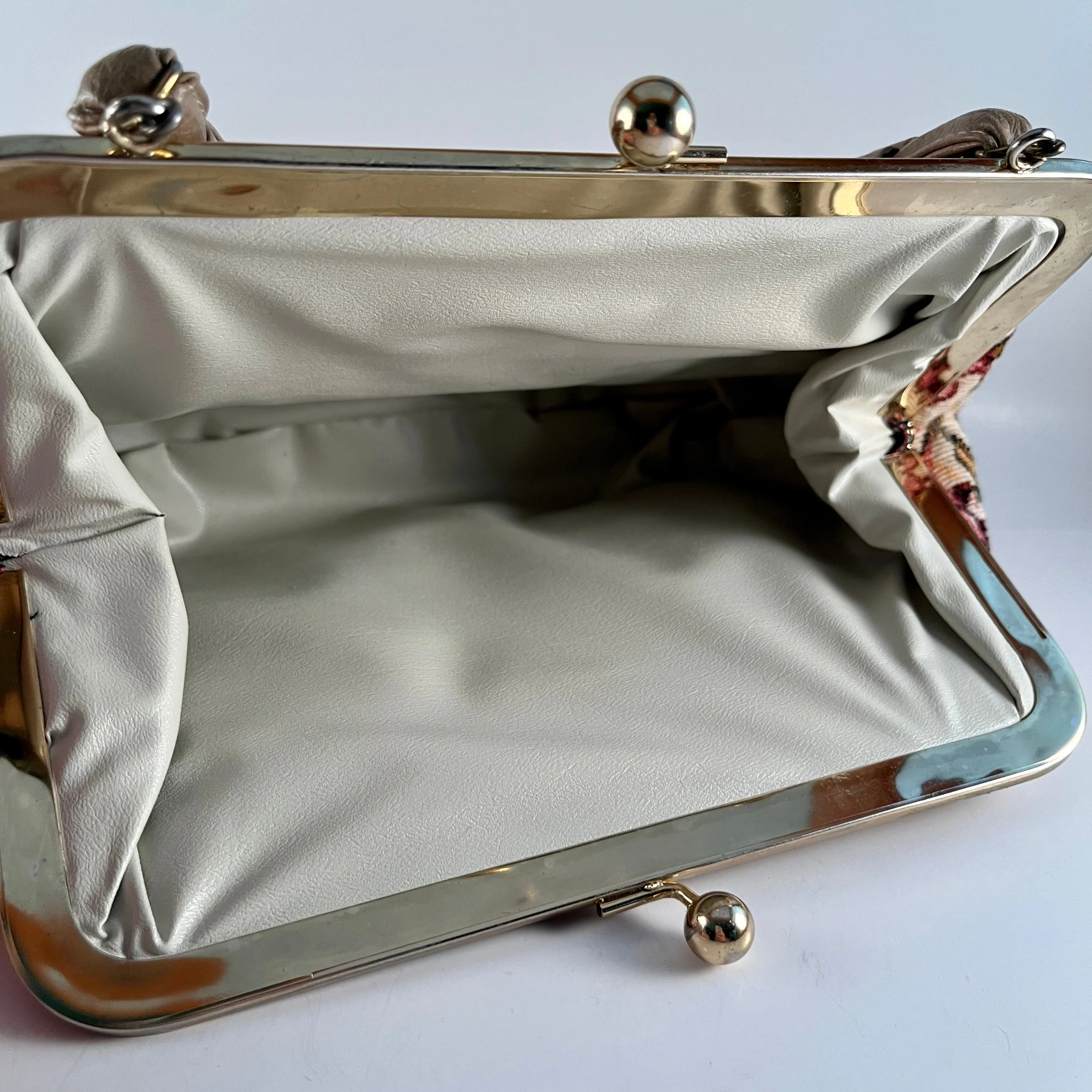 1960s Flowered Tapestry Handbag