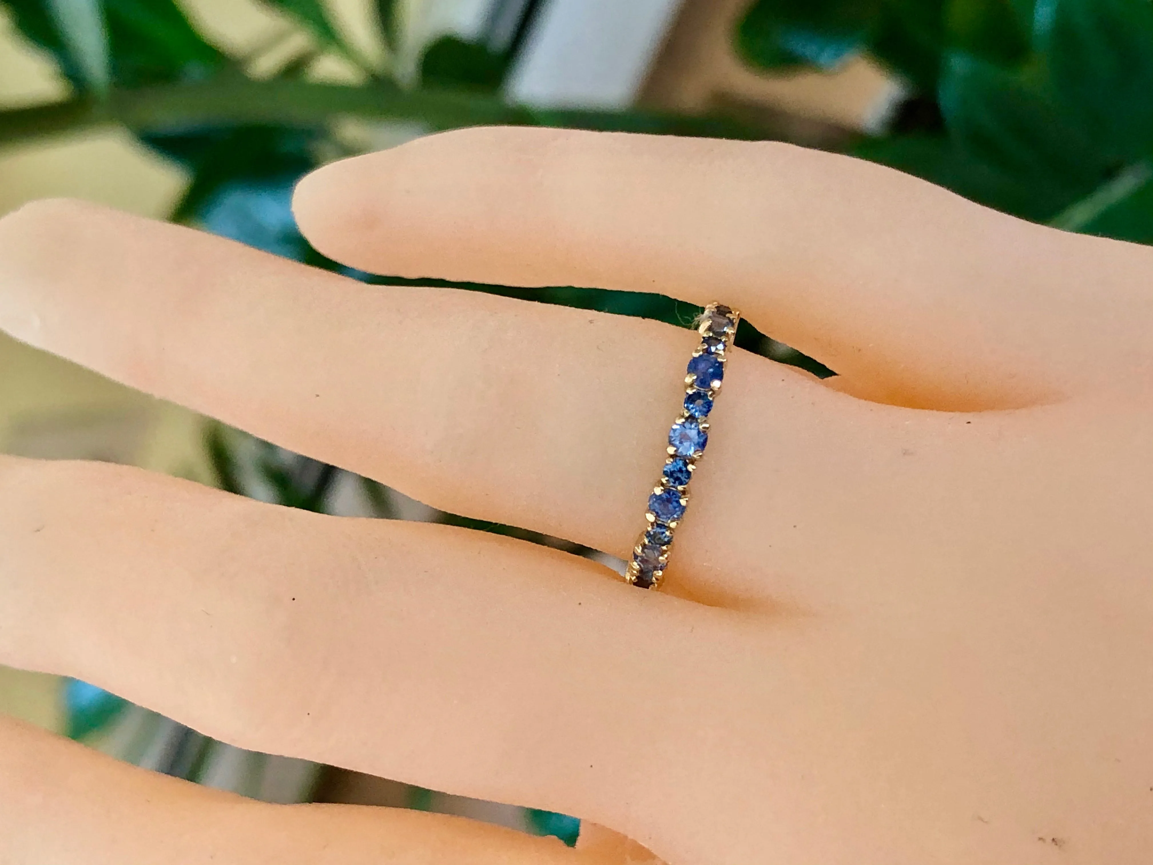 2.10 Carat Ceylon Sapphire Engagement Eternity Wedding Band Ring Gold