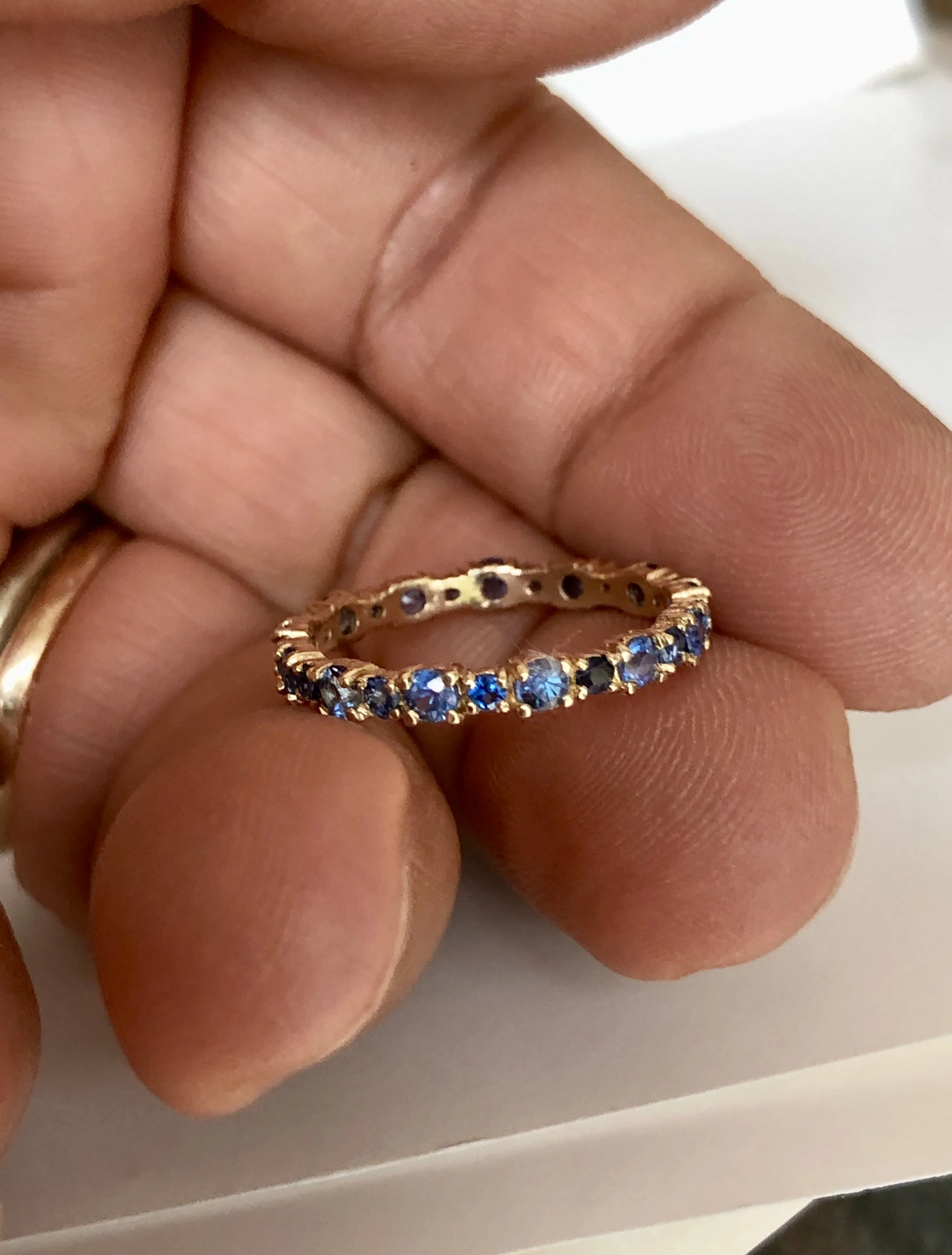 2.10 Carat Ceylon Sapphire Engagement Eternity Wedding Band Ring Gold