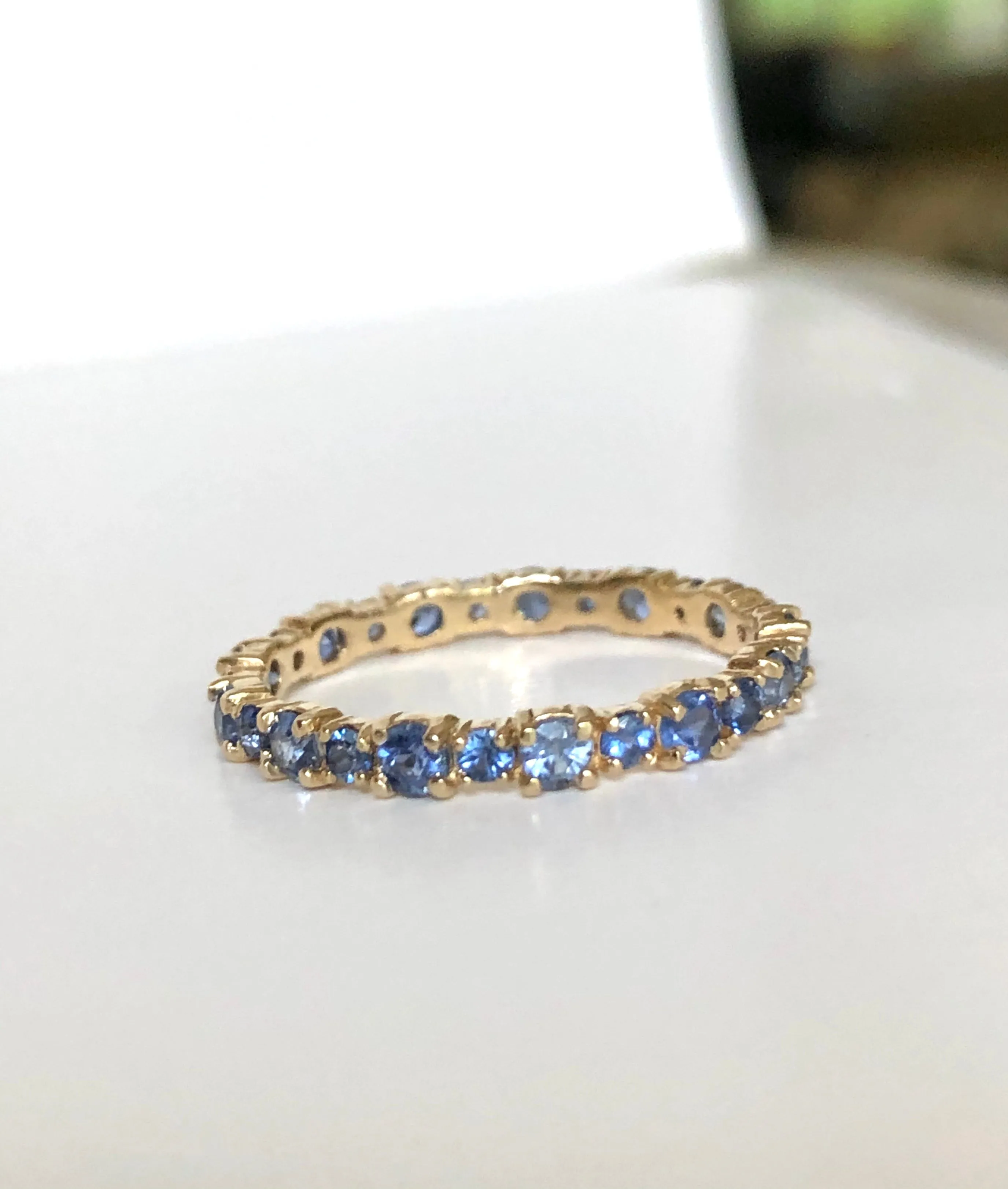 2.10 Carat Ceylon Sapphire Engagement Eternity Wedding Band Ring Gold