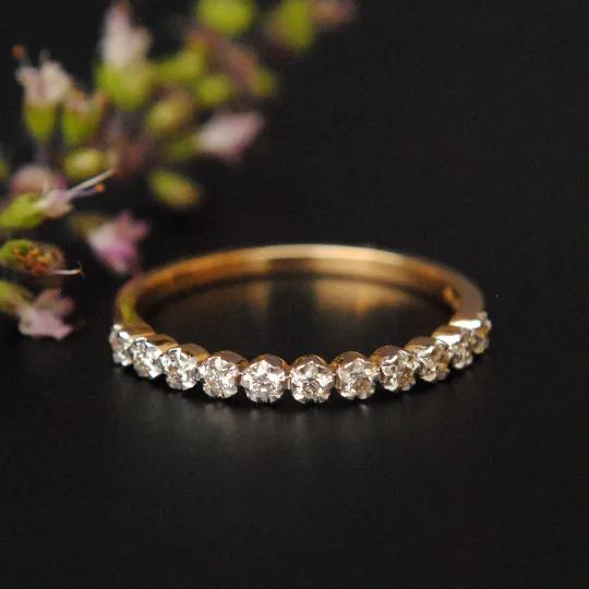 6 Prong Eleven Diamond Straight Stackable Ring