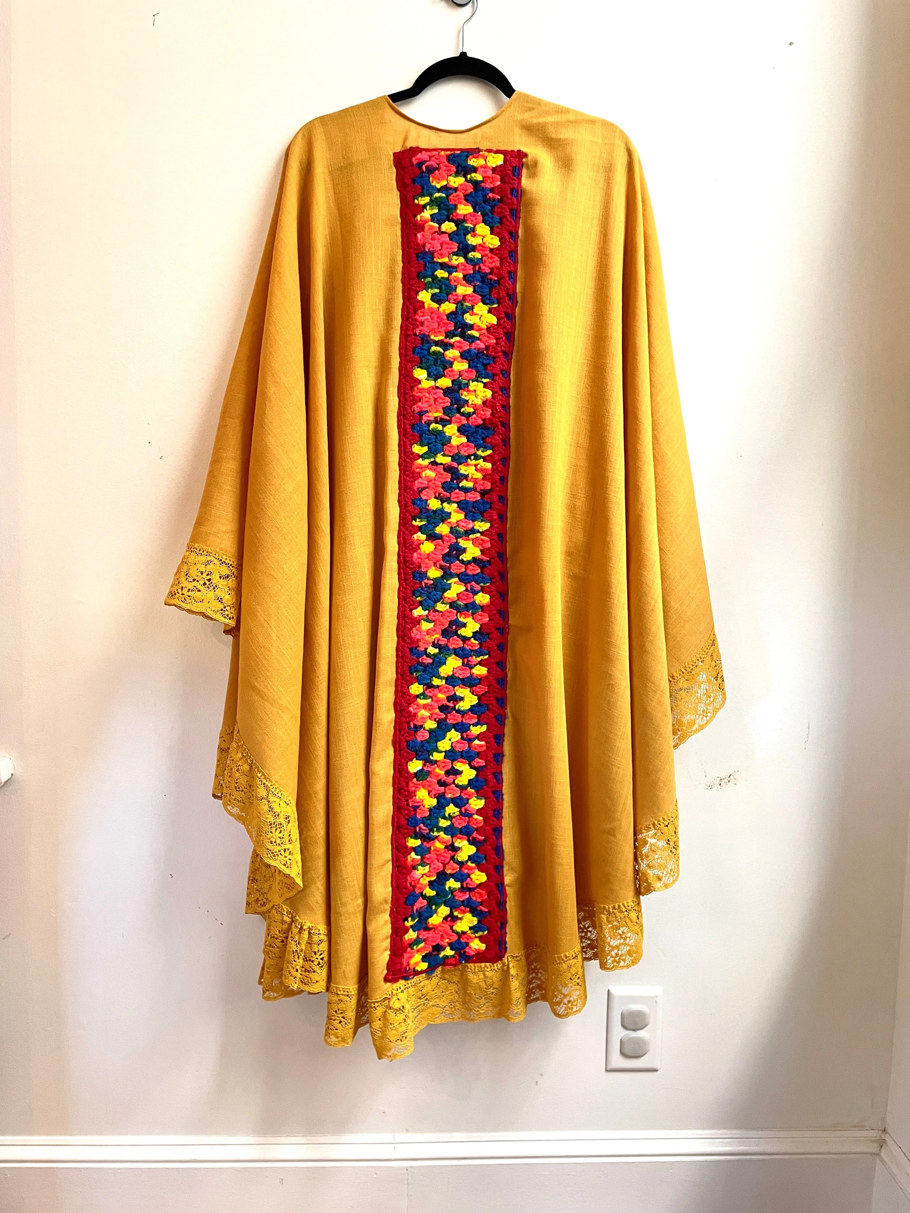 Afghan Design Throw Over