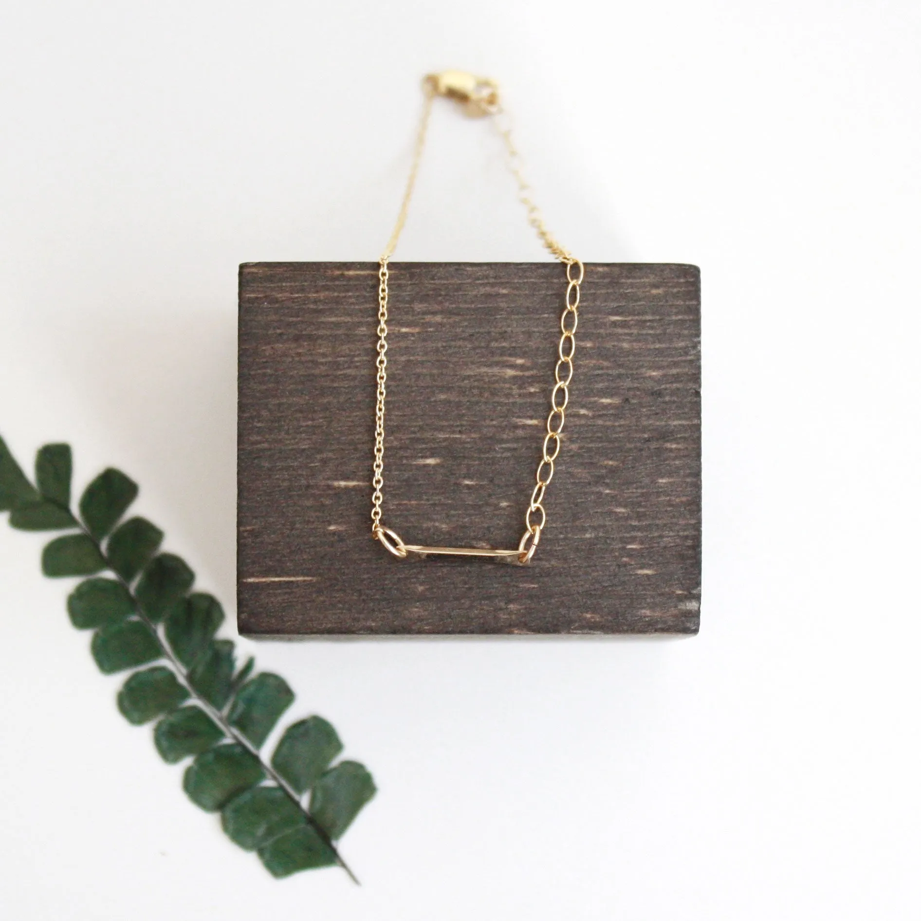 Bar Bracelet - Short