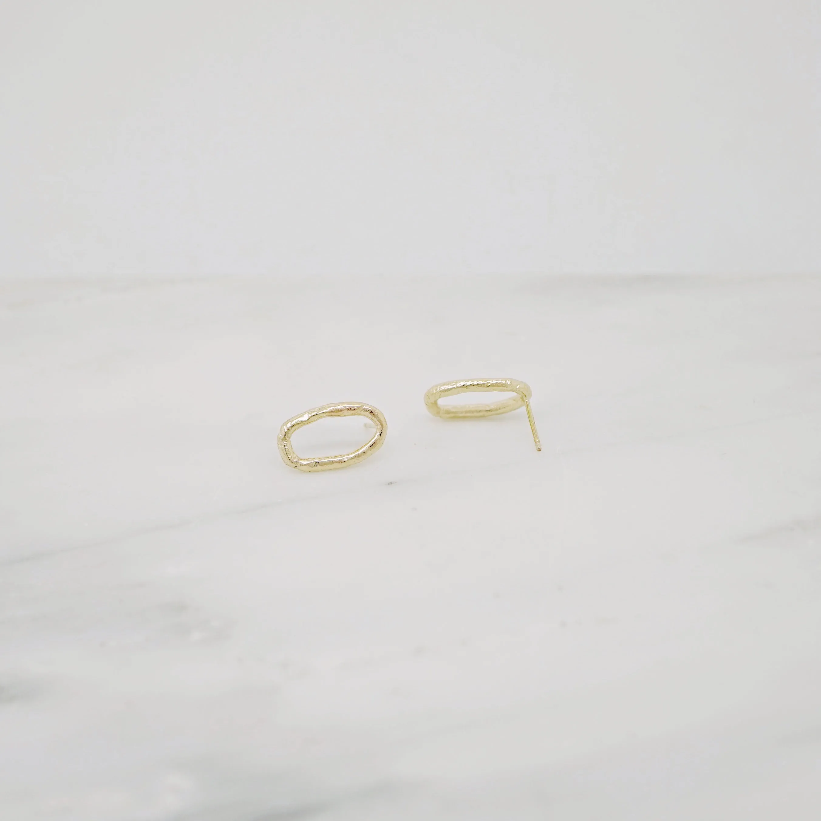 Bold chain earrings-single in 14K gold