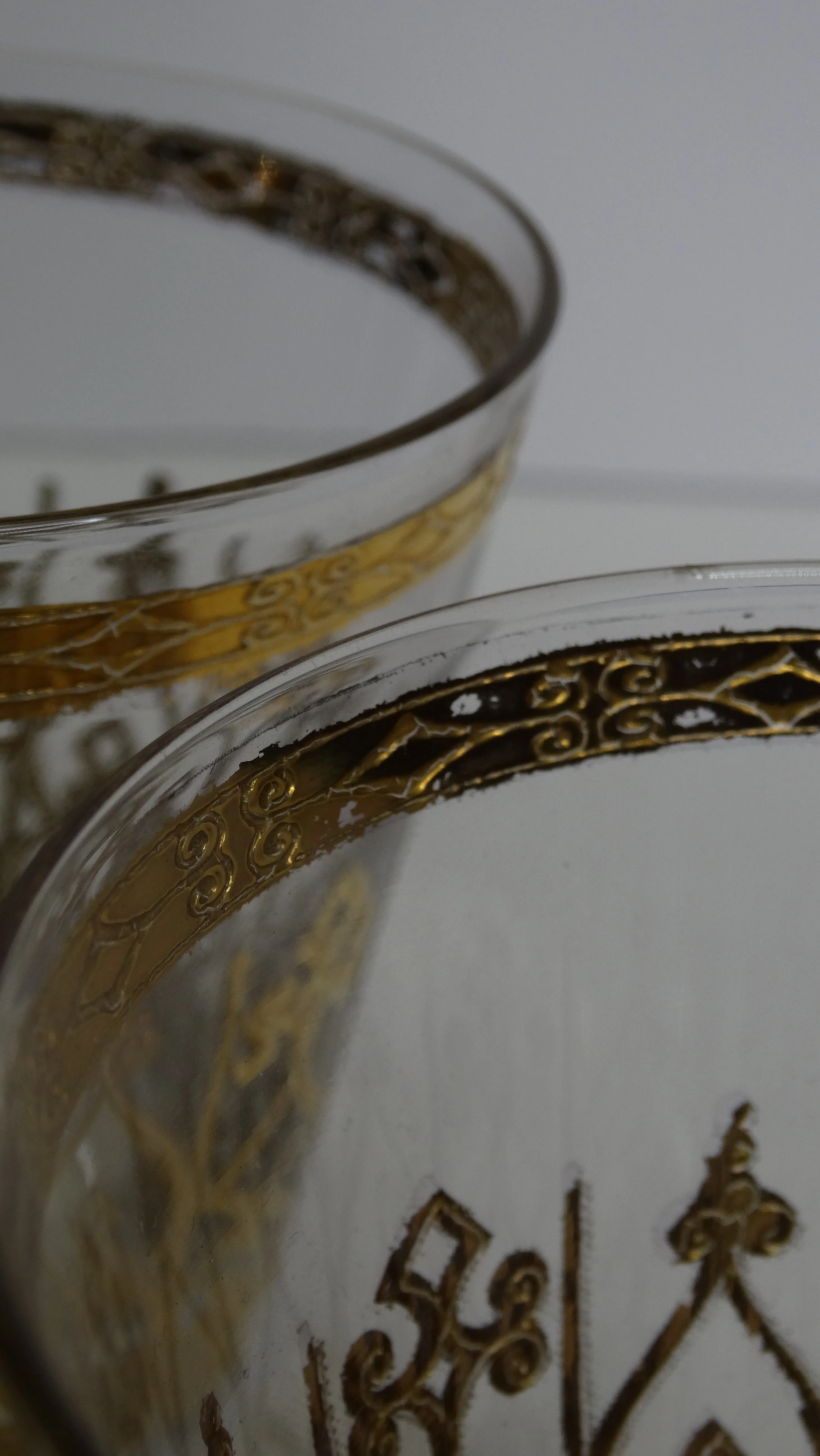 Brocade Motif Glassware- Set of 5