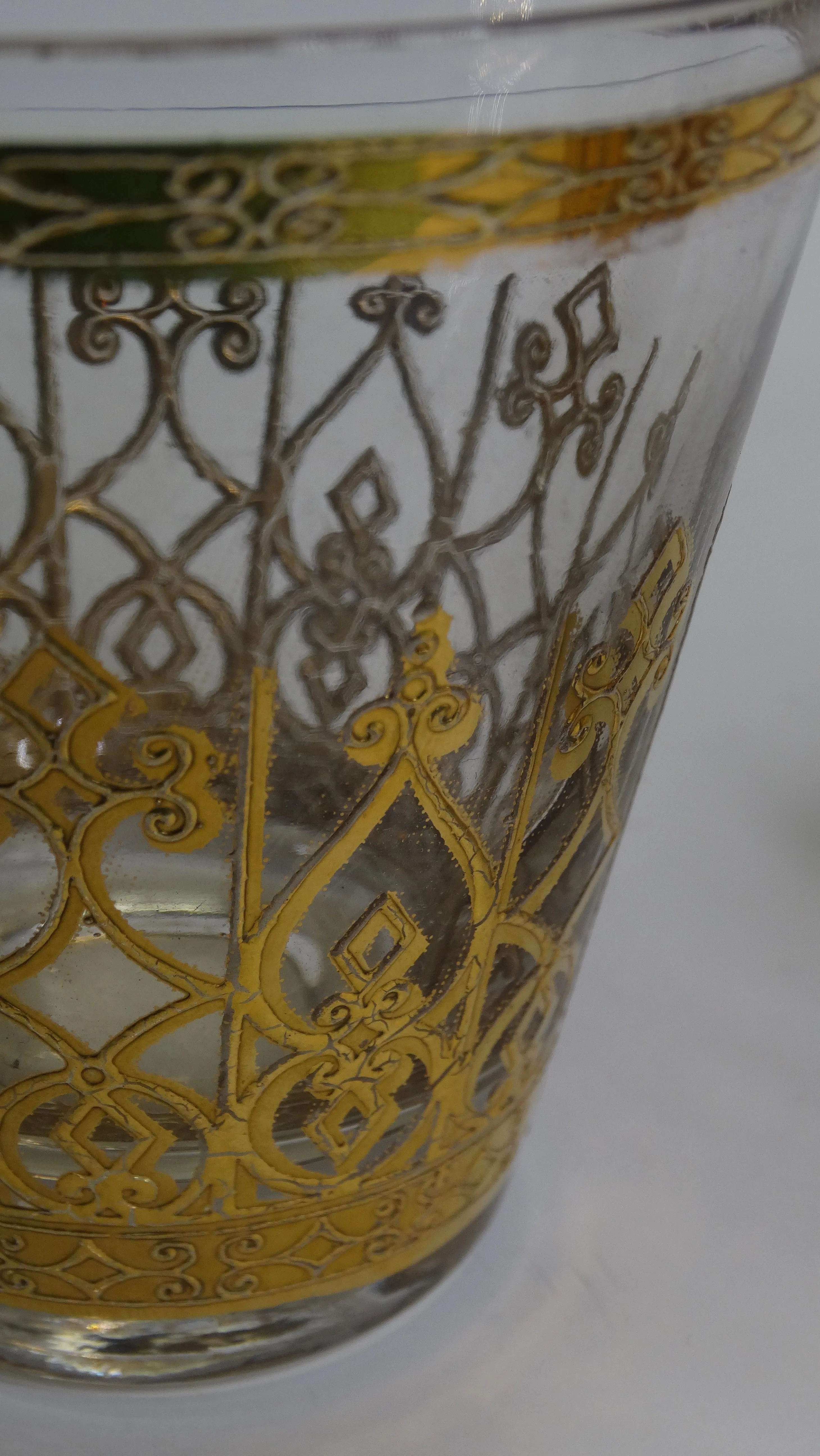 Brocade Motif Glassware- Set of 5
