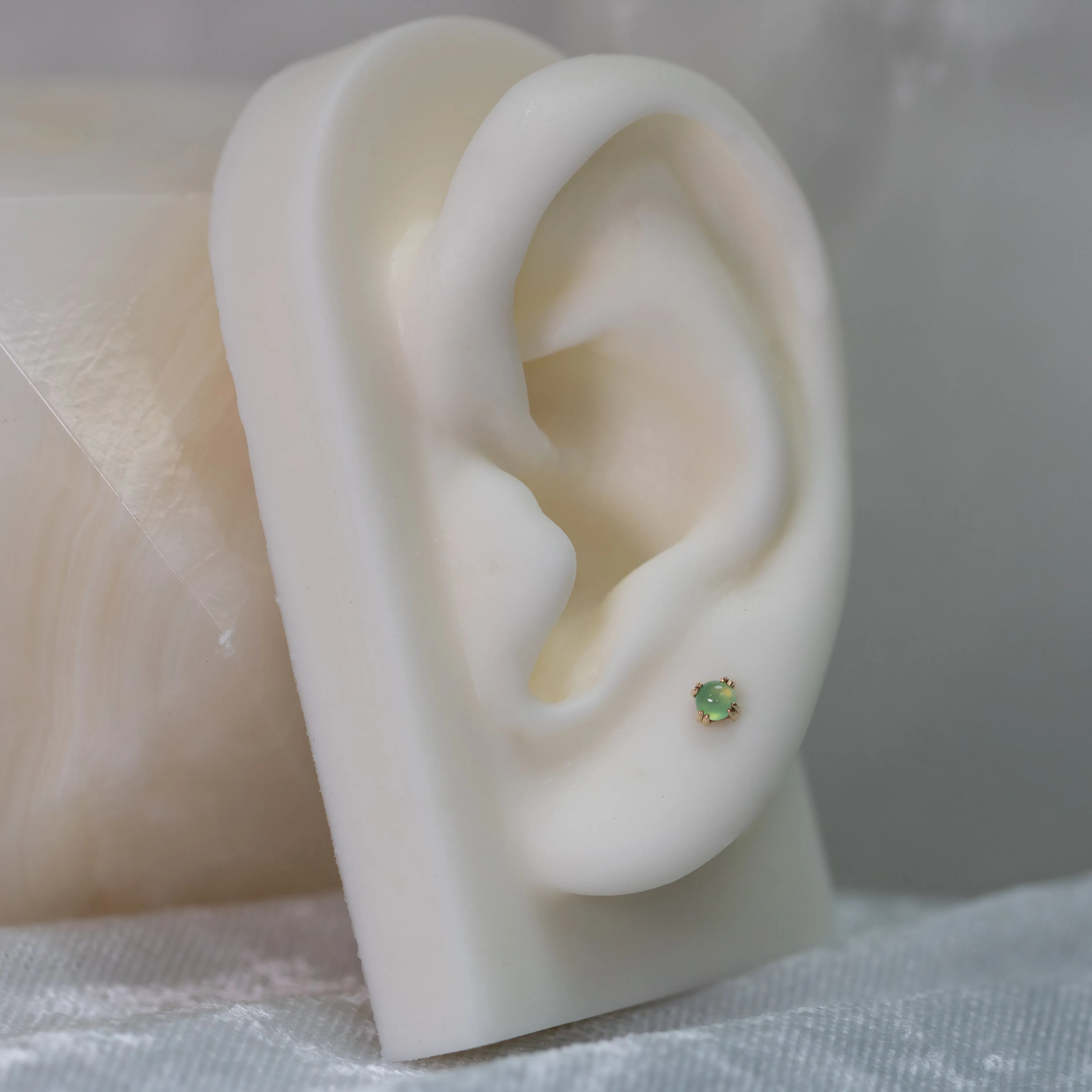 Cab Prong with Chrysoprase 18g/16g Threaded End