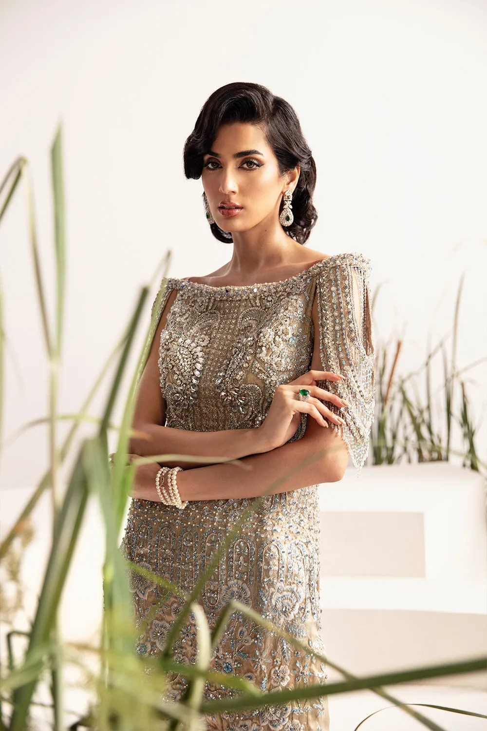 Classic Pakistani Wedding Dress in Kameez Trouser Style