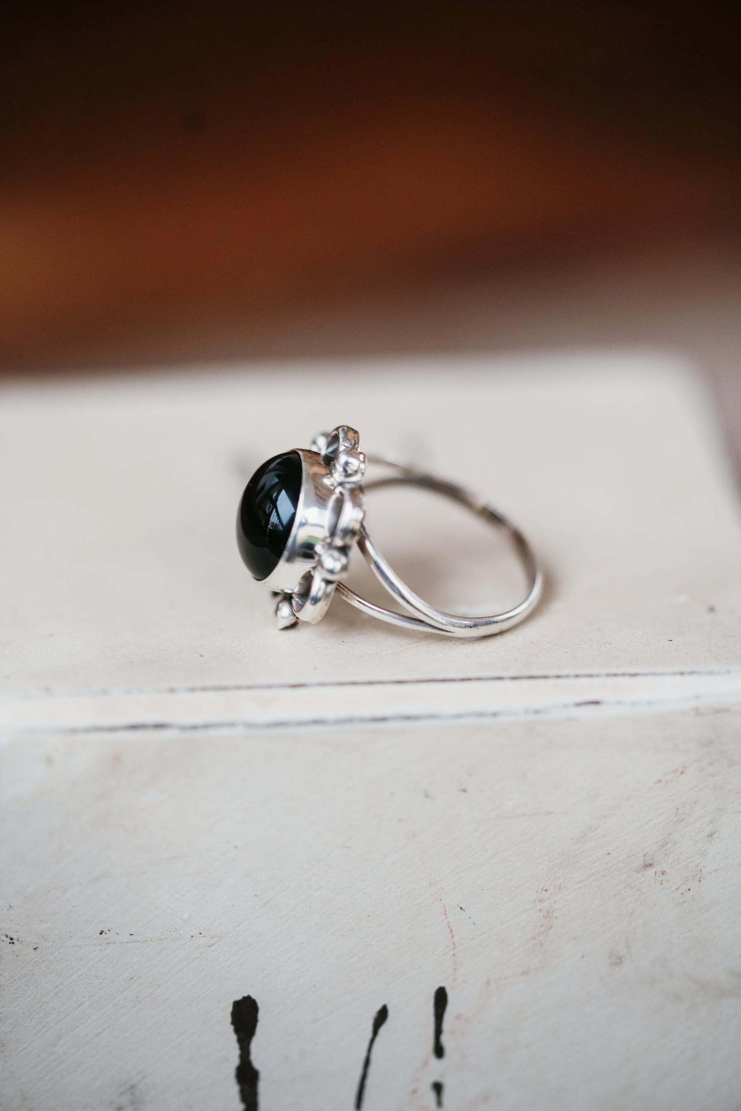 Cloy Ring | Howlite