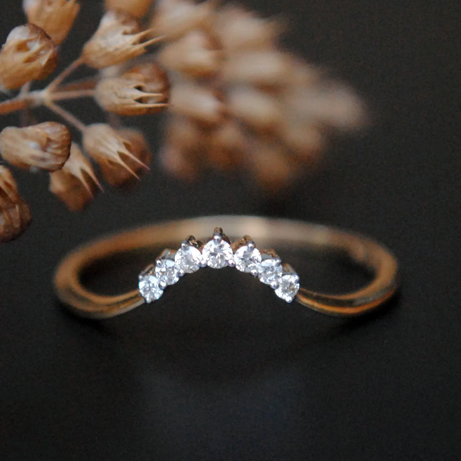 Deep Curve Diamond Ring Enhancer