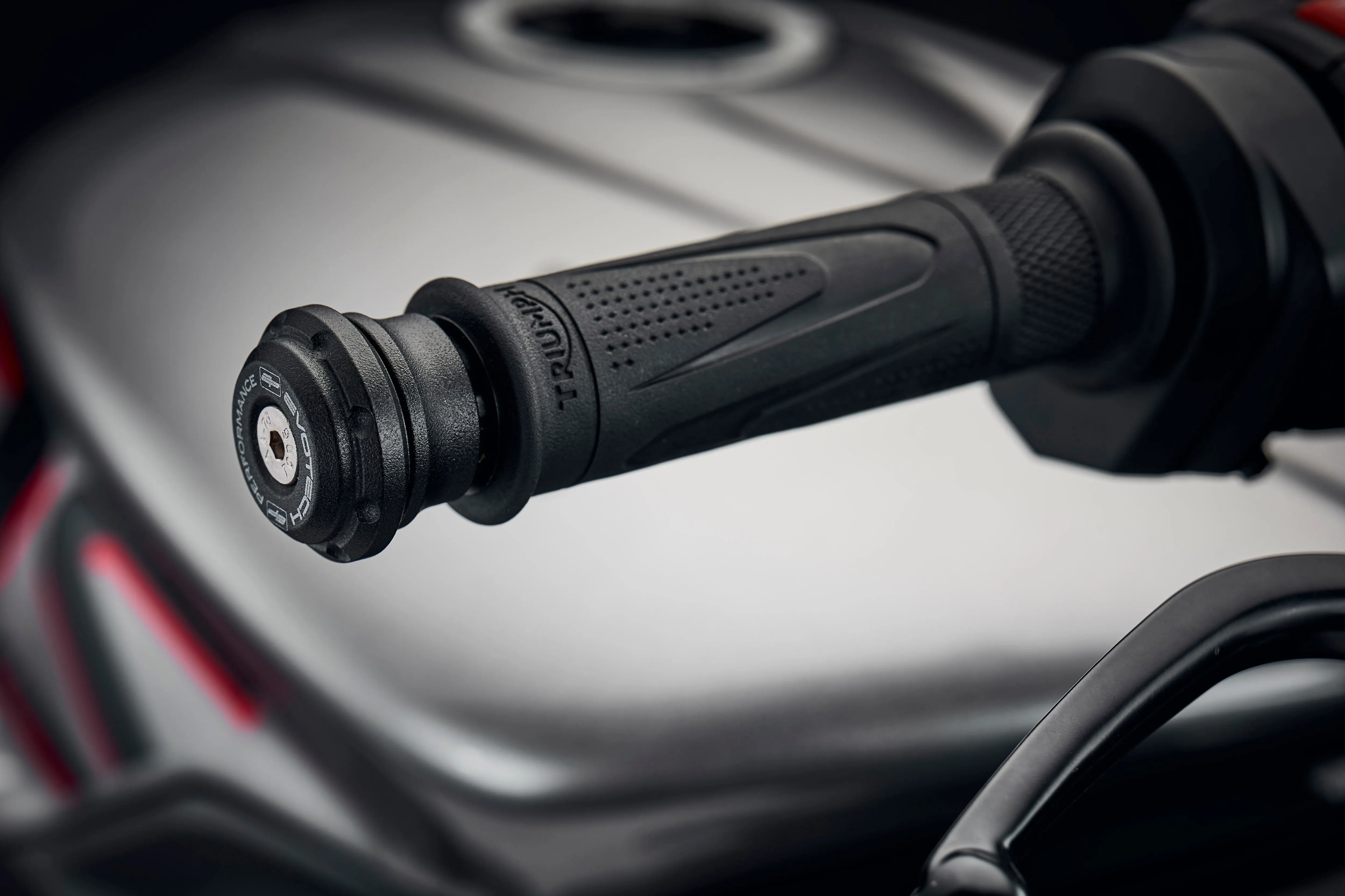 Evotech Bar End Weights (Non Bar End Mirror Version) - Triumph Street Triple 765 R (2023 )