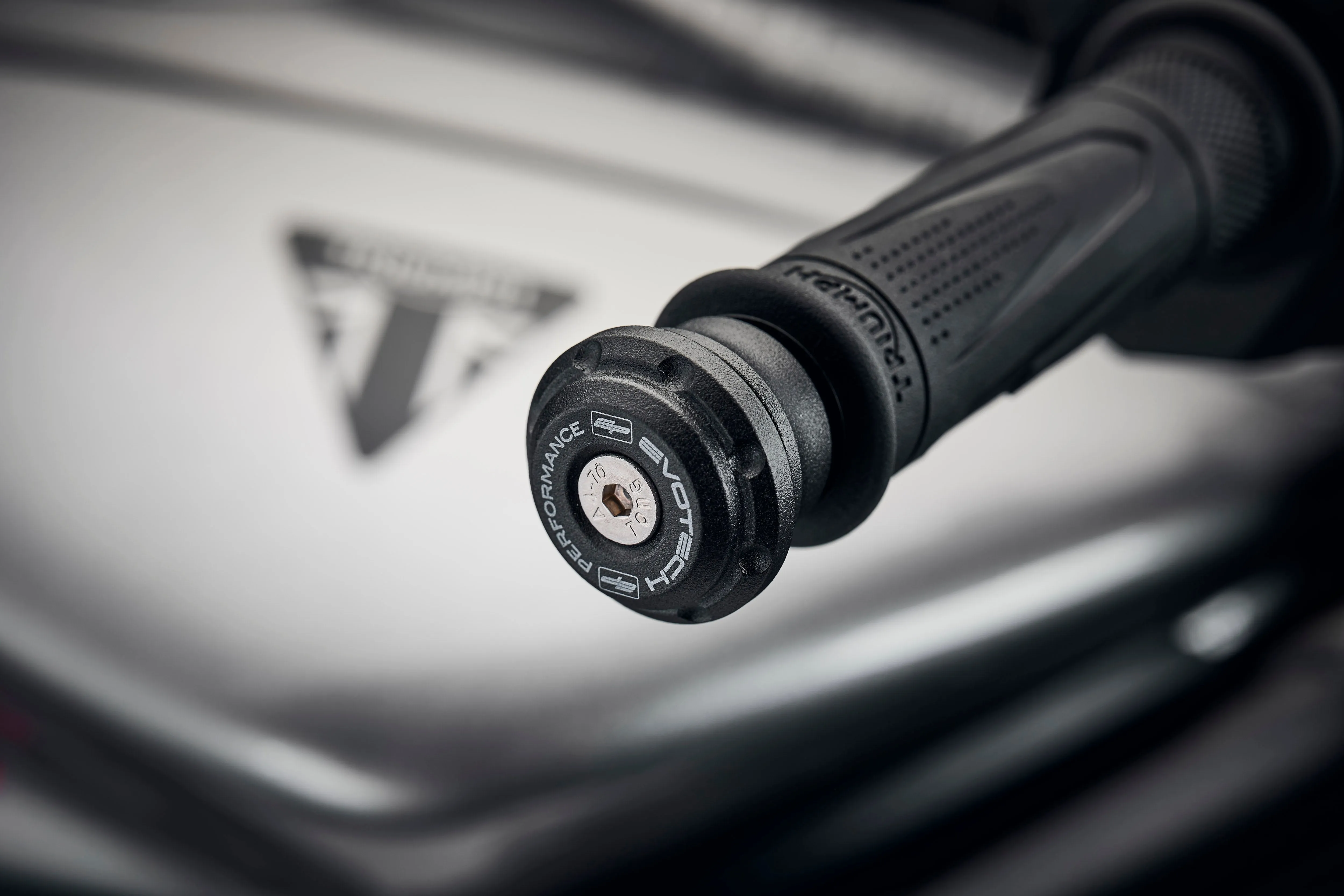 Evotech Bar End Weights (Non Bar End Mirror Version) - Triumph Street Triple 765 R (2023 )