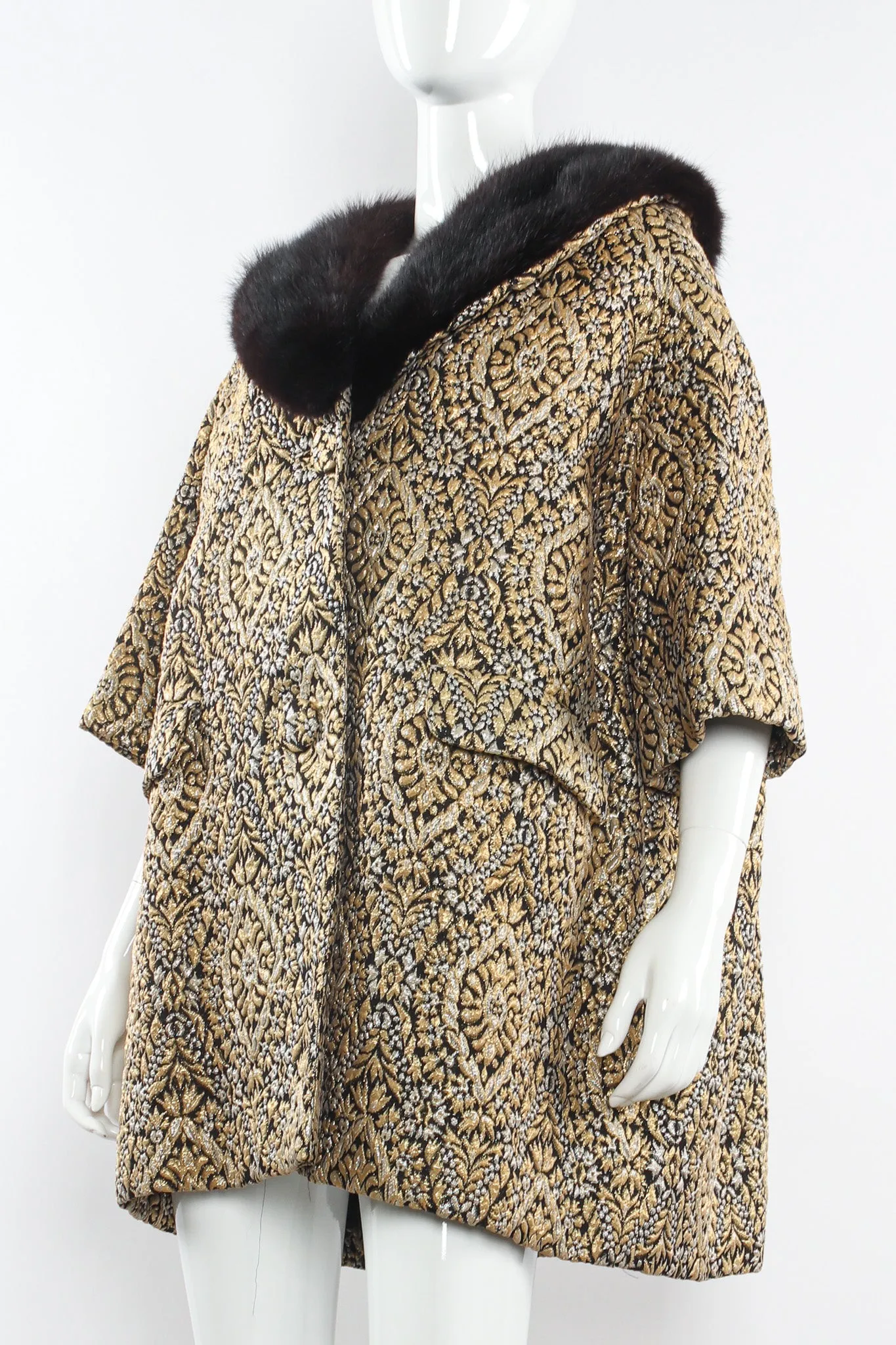 Fleur Foliage Brocade Peacoat