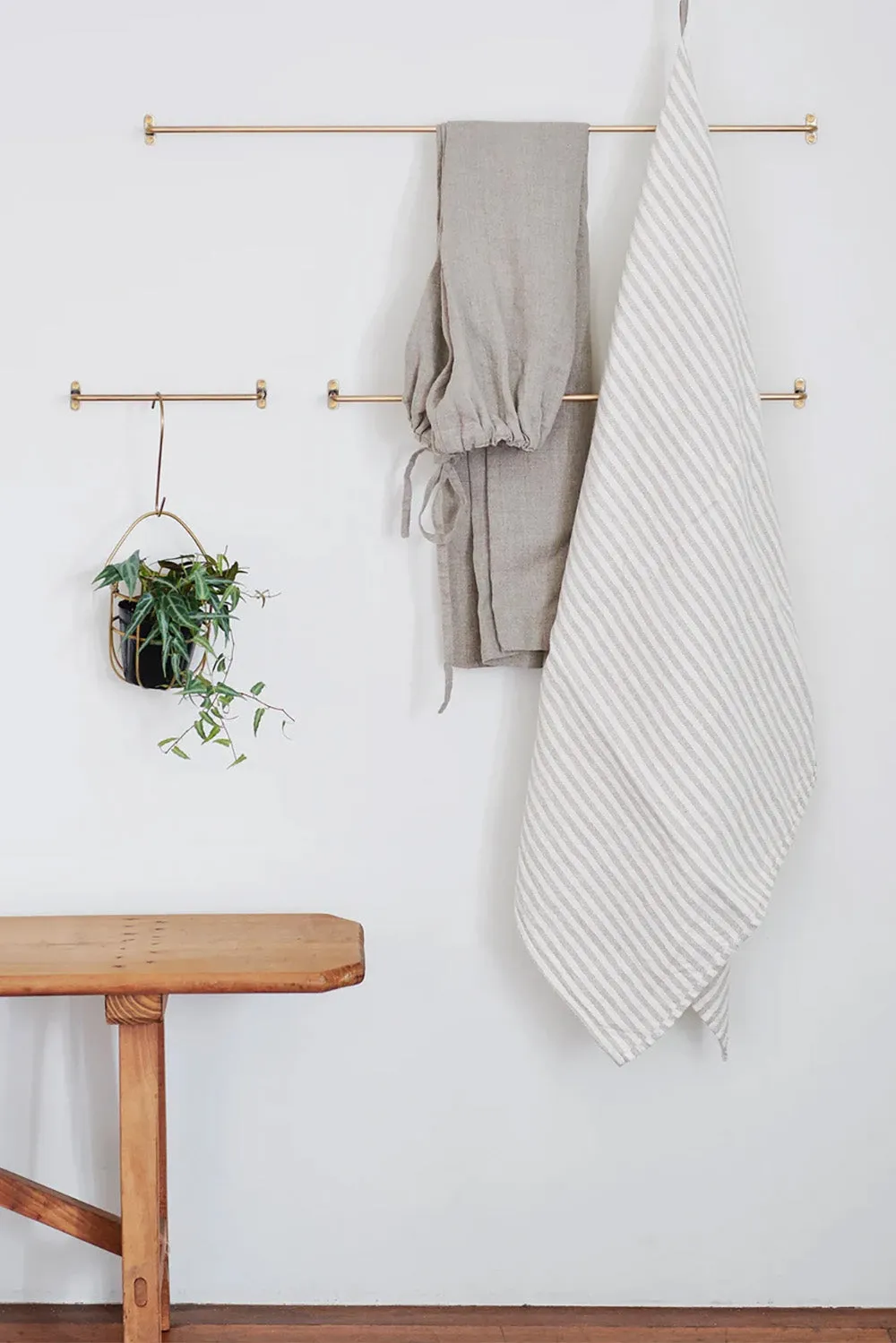 Fog Et Cetera Medium Brass Towel Bar