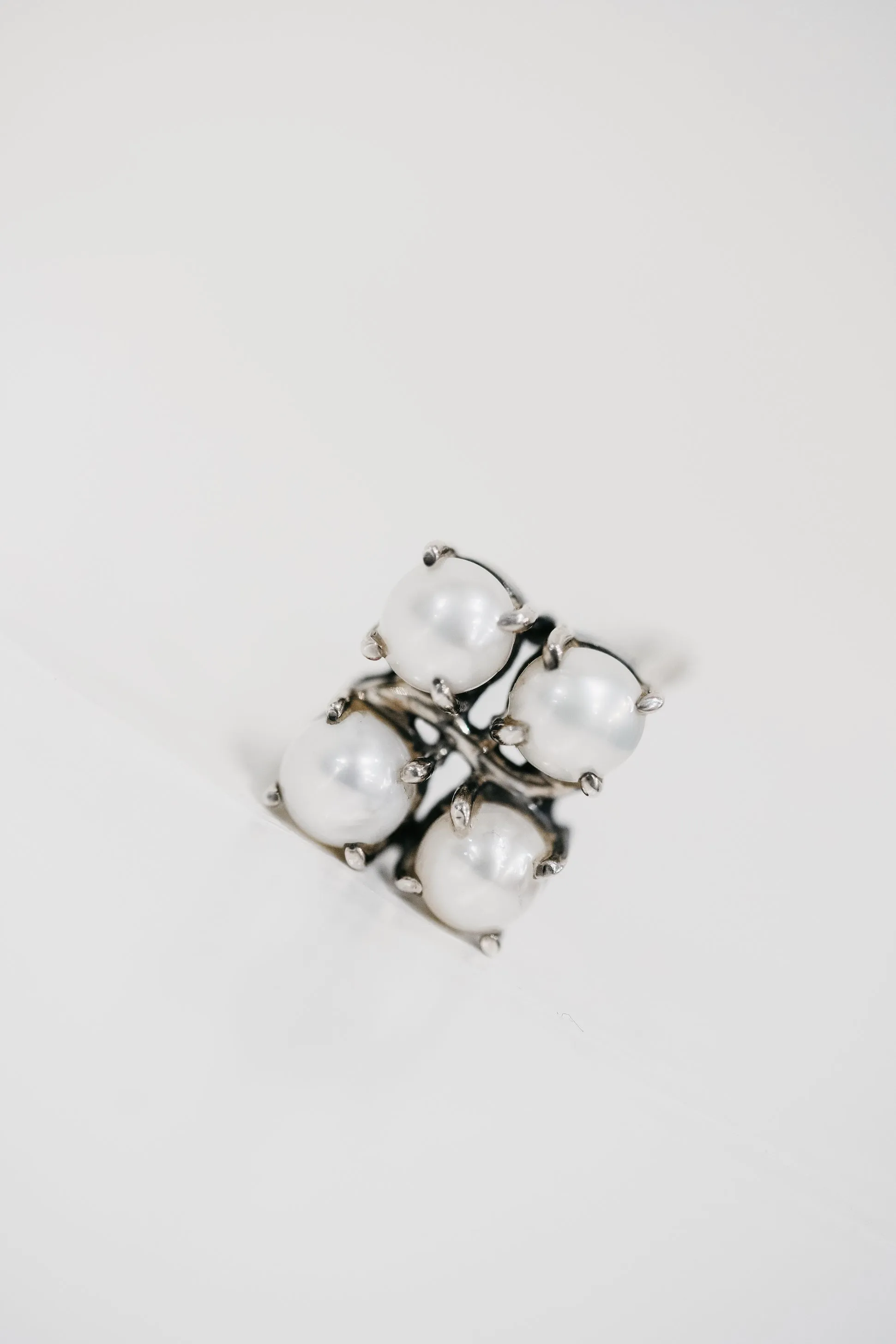 Isha Ring | Pearl