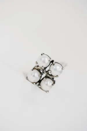 Isha Ring | Pearl