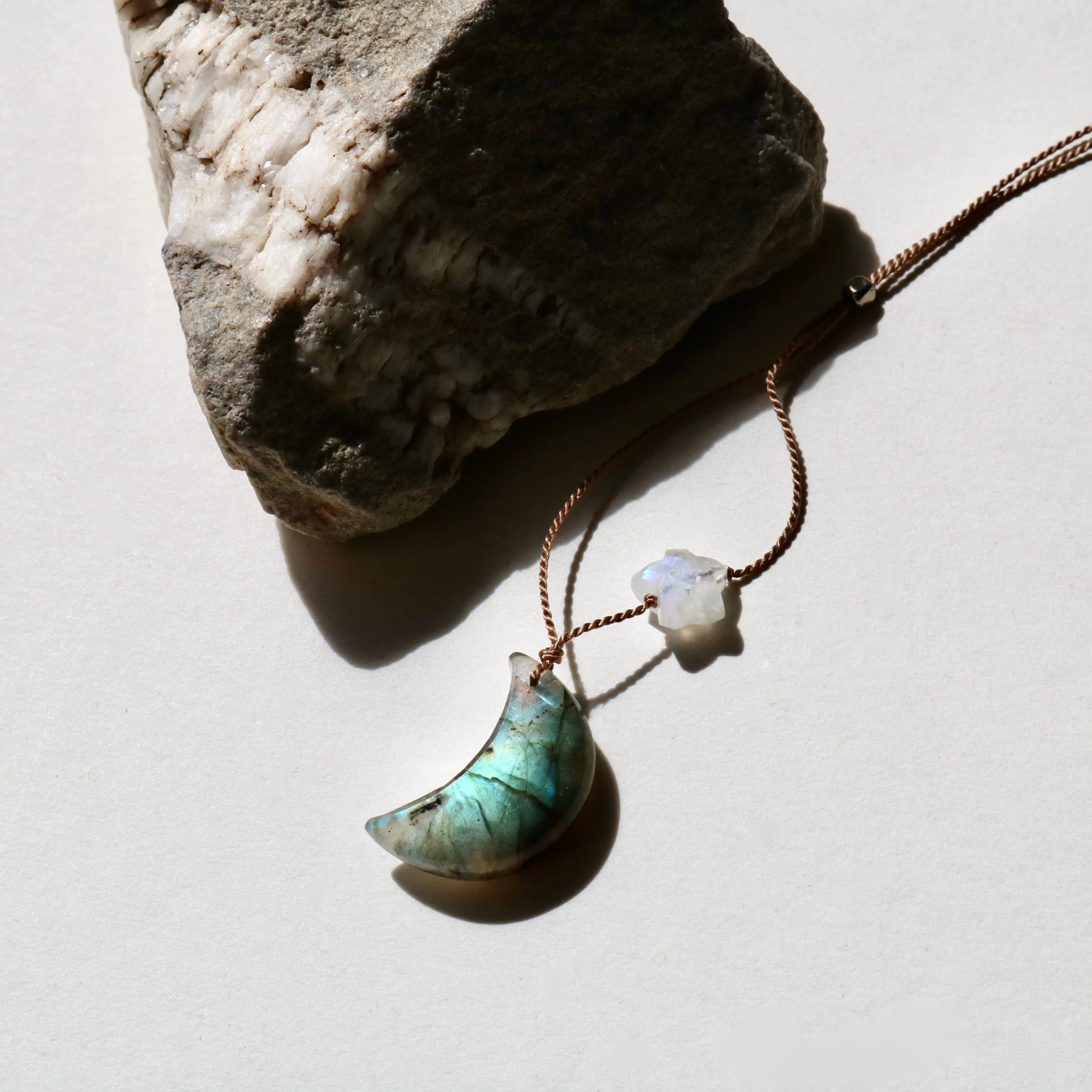 LABRADORITE MOON