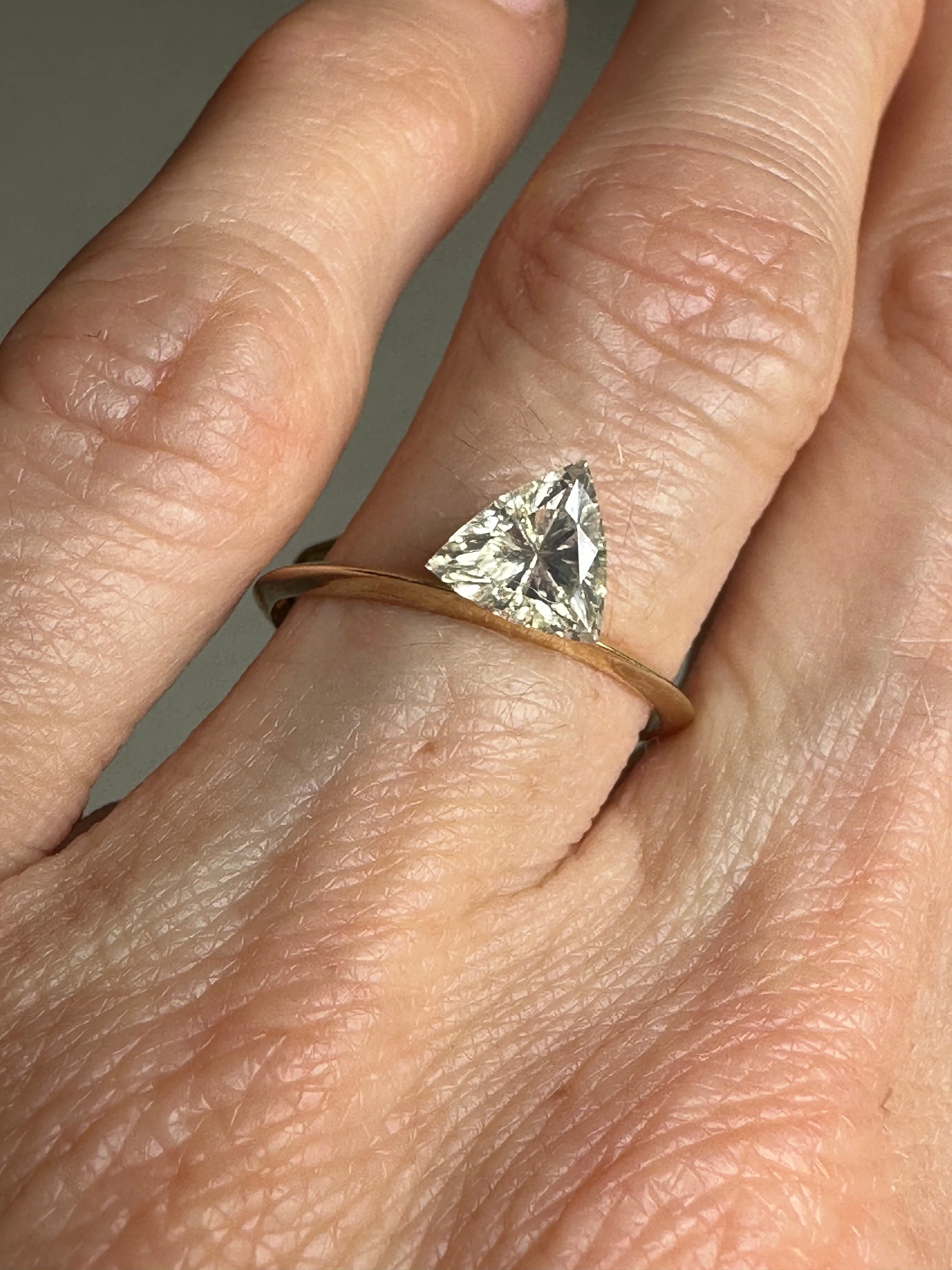 Light Yellow Small Pyramid Diamond Engagement Ring
