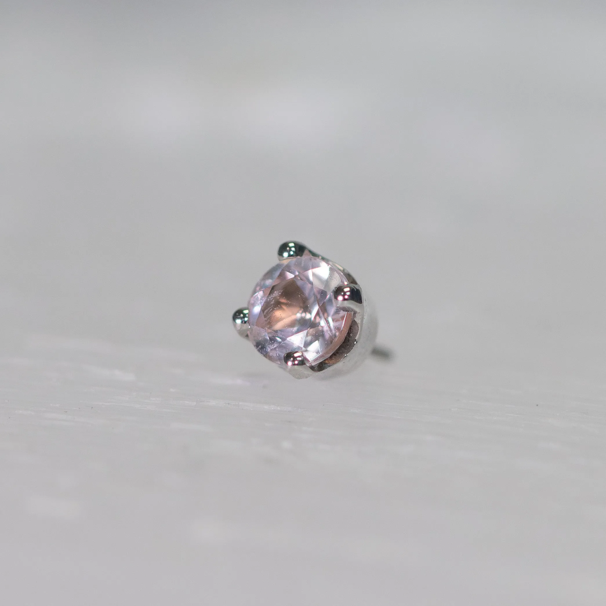 Morganite Prong Threadless End