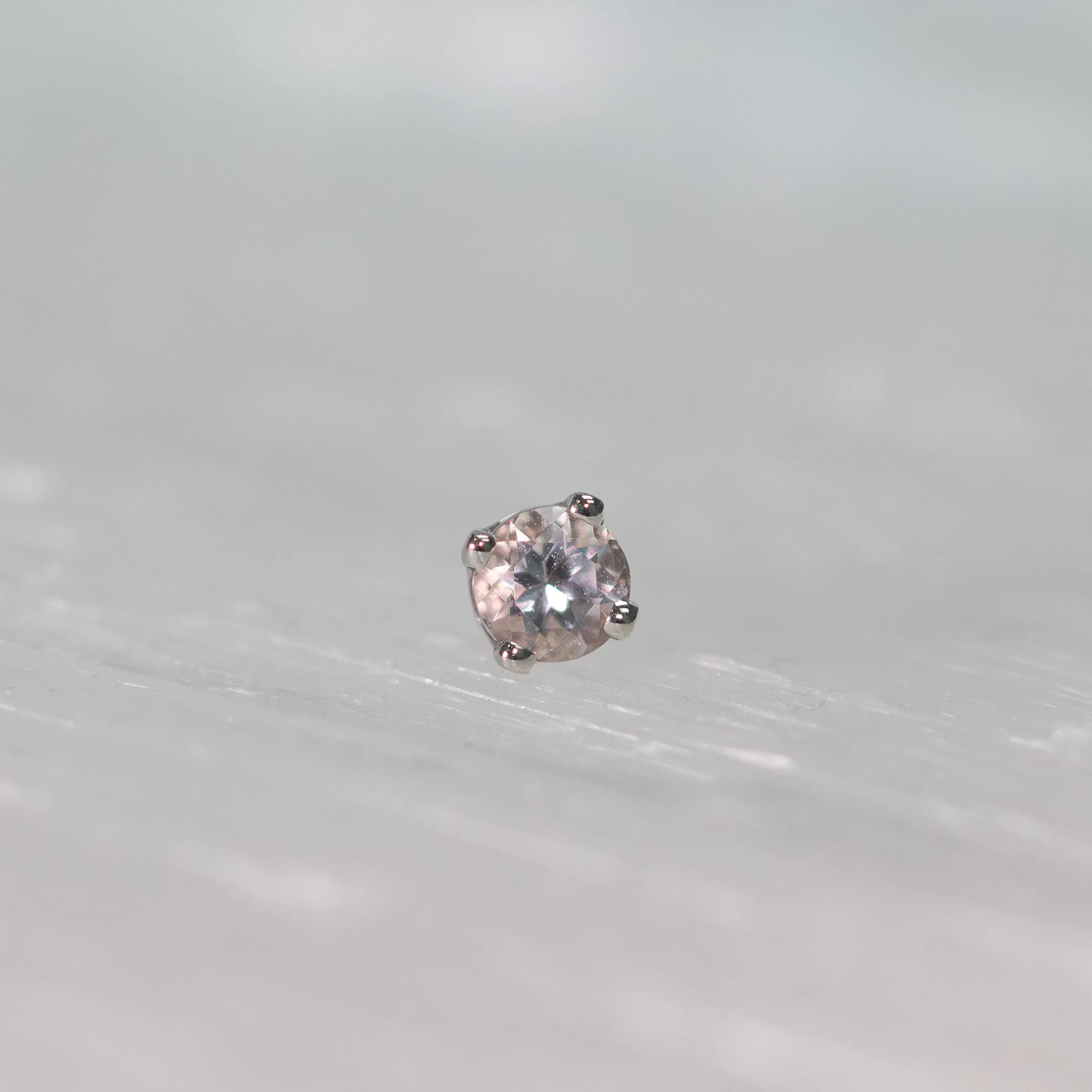 Morganite Prong Threadless End