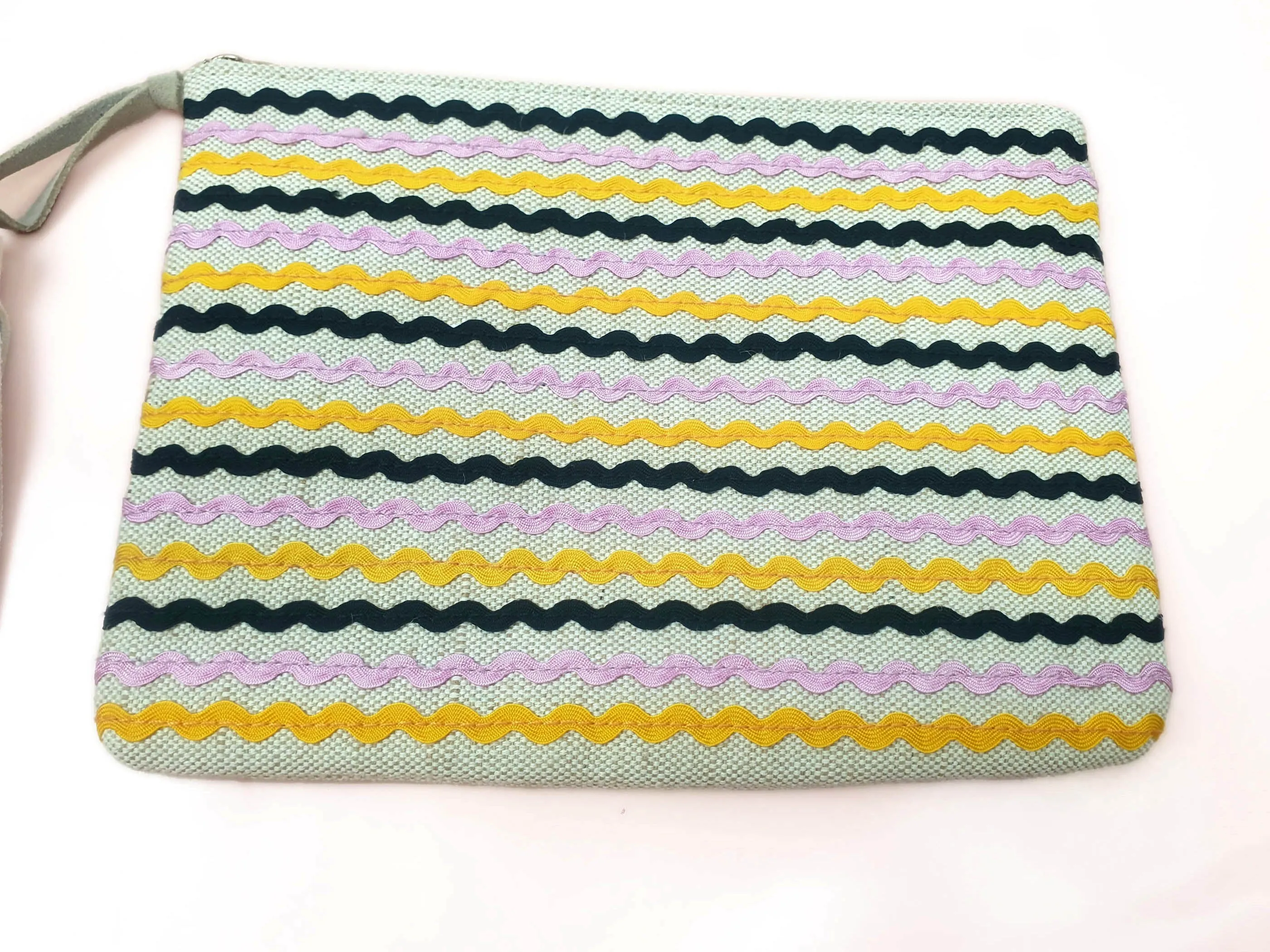 Seed beige purse