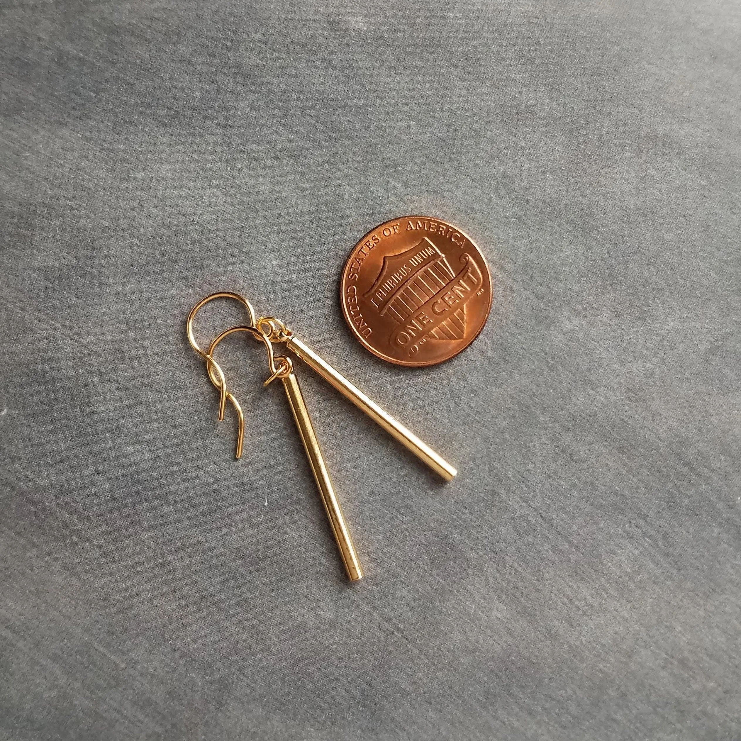 Short Gold Bar Earrings, gold line earrings, gold stick earrings, tube earring small thin gold earrings straight line skinny cylinder