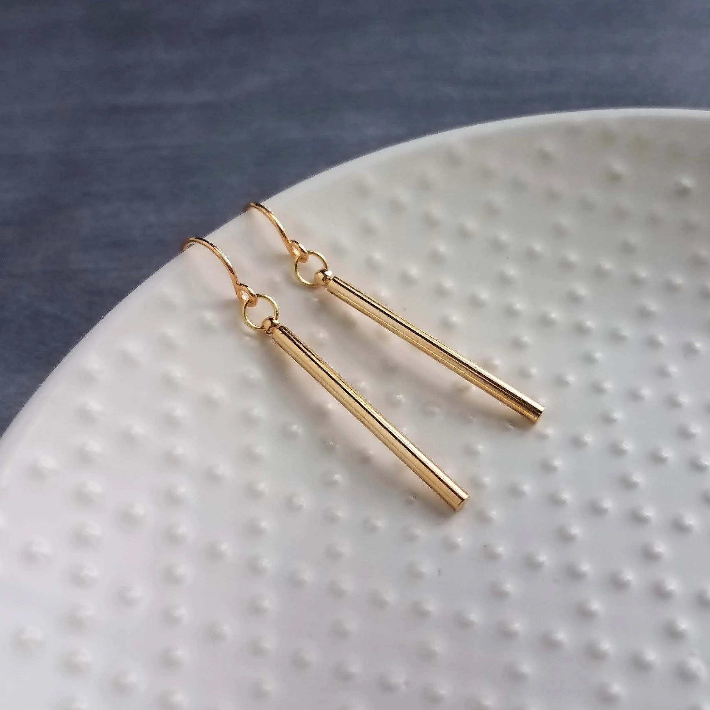 Short Gold Bar Earrings, gold line earrings, gold stick earrings, tube earring small thin gold earrings straight line skinny cylinder