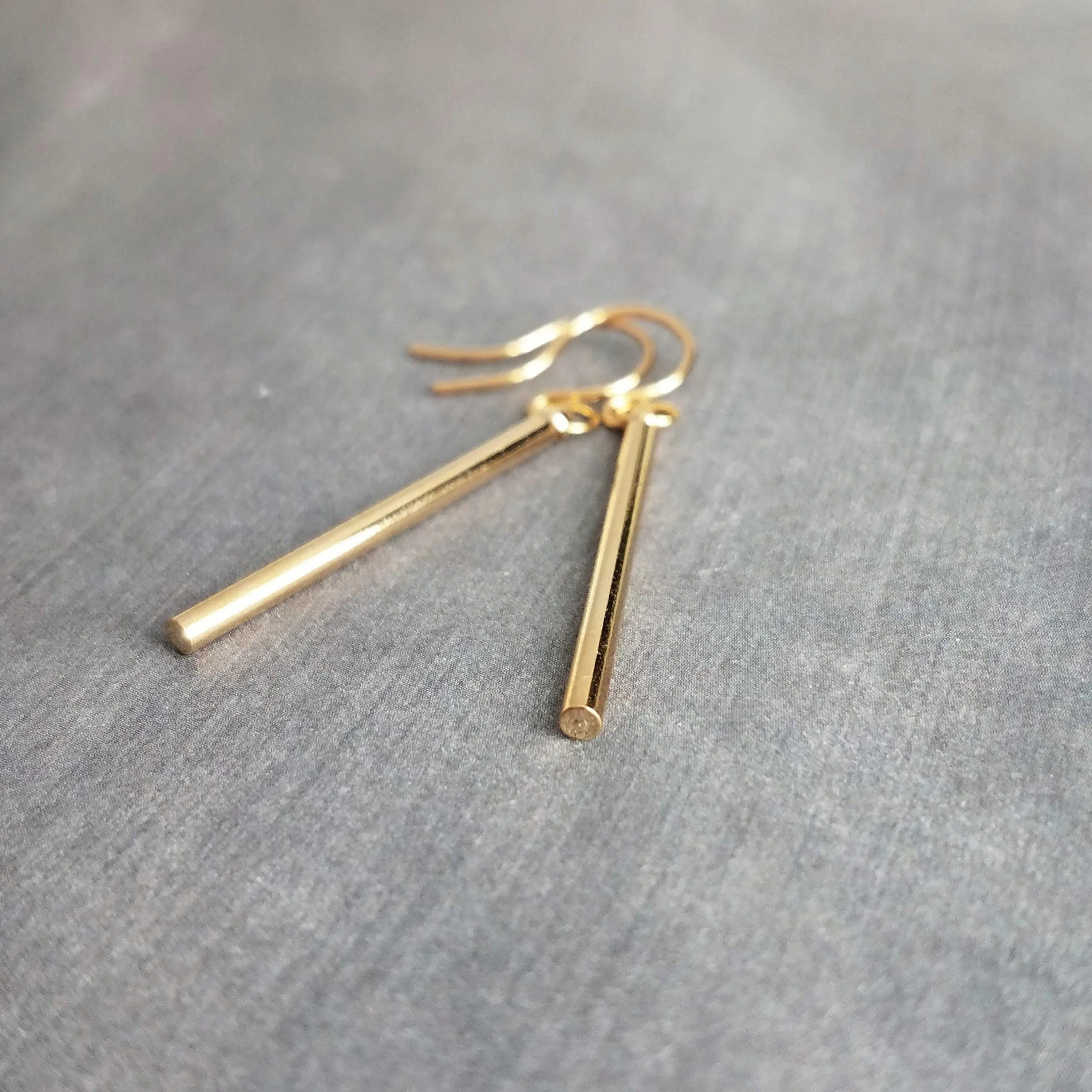 Short Gold Bar Earrings, gold line earrings, gold stick earrings, tube earring small thin gold earrings straight line skinny cylinder