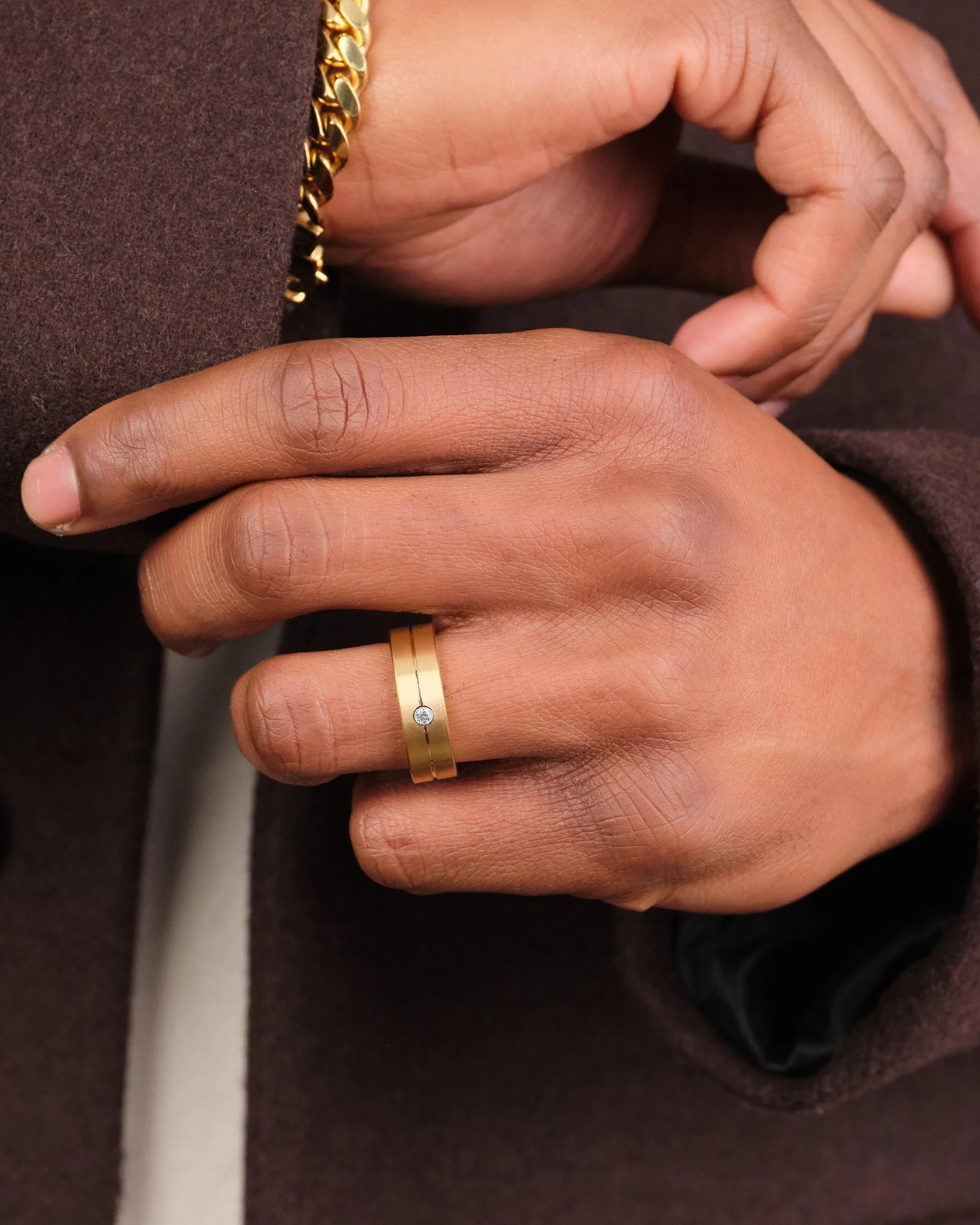 Single Stone Comfort Fit Wedding Band - 7mm