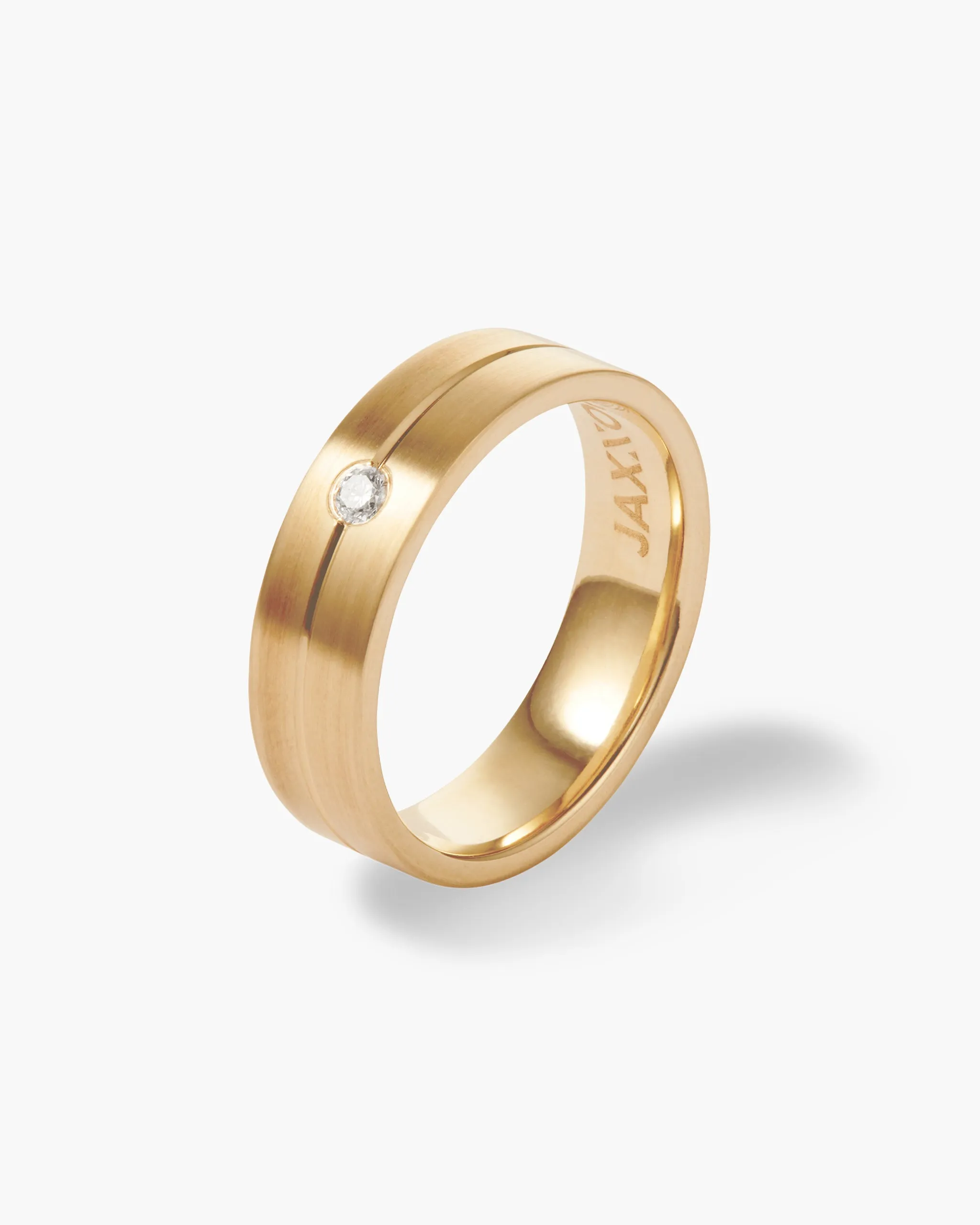 Single Stone Comfort Fit Wedding Band - 7mm
