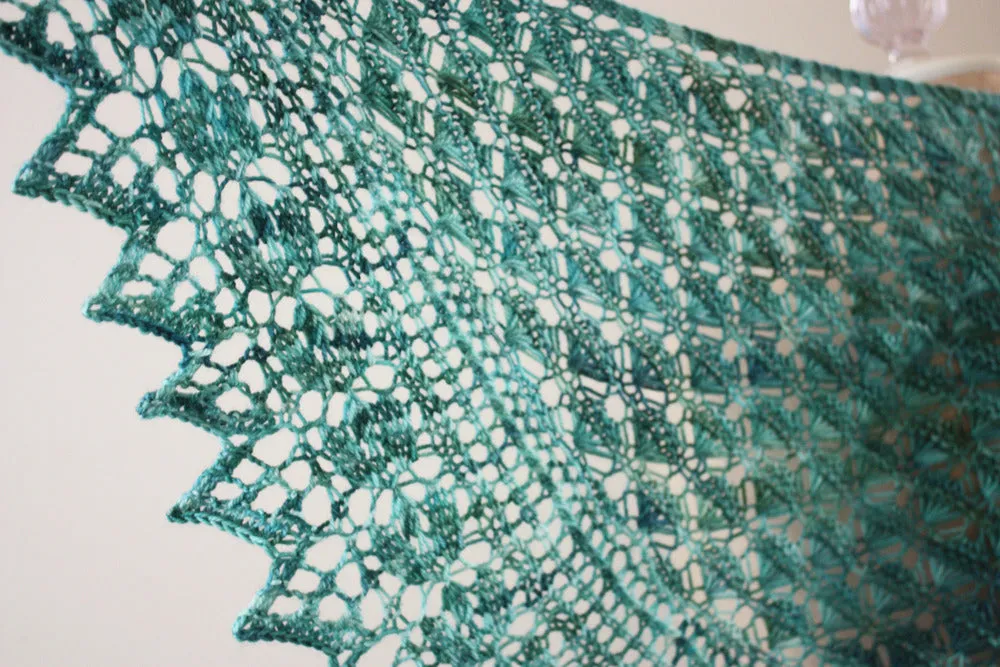 Soleil Lace Shawlette Knitting Pattern