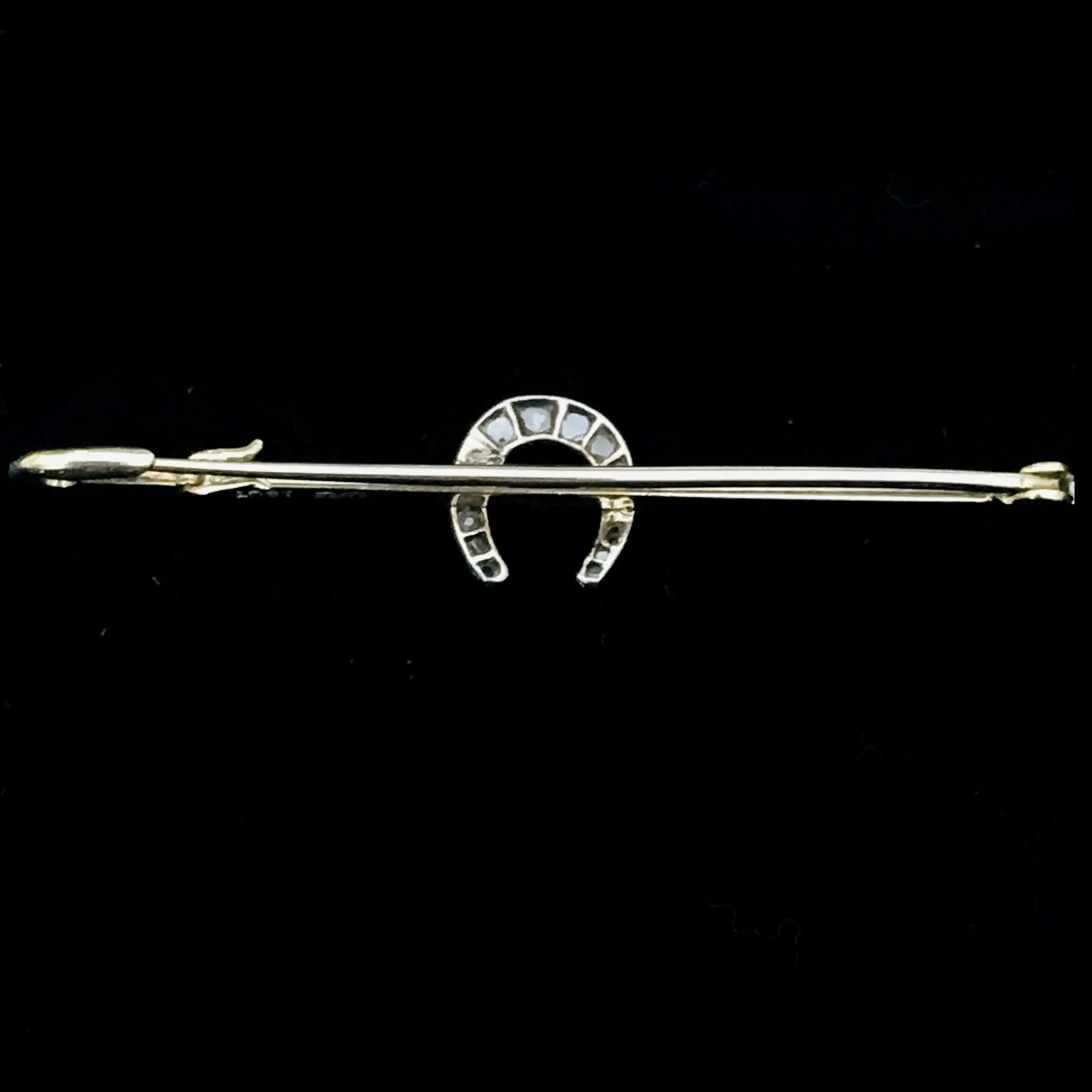 Stock Pin Edwardian 15 ct and 18 ct Yellow Gold with Diamond Horseshoe Embellishment