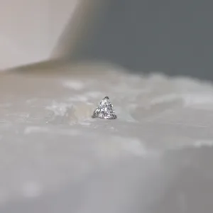 Titanium Trillion Cut Prong Set Gem Threadless End
