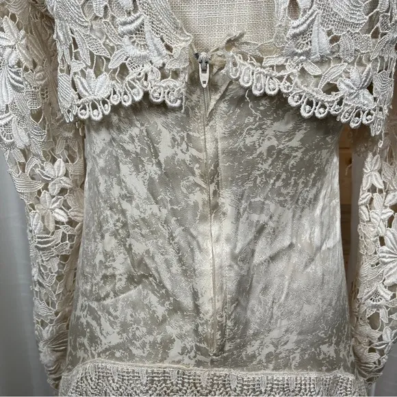 Vintage 80’s long sleeve lace top dress