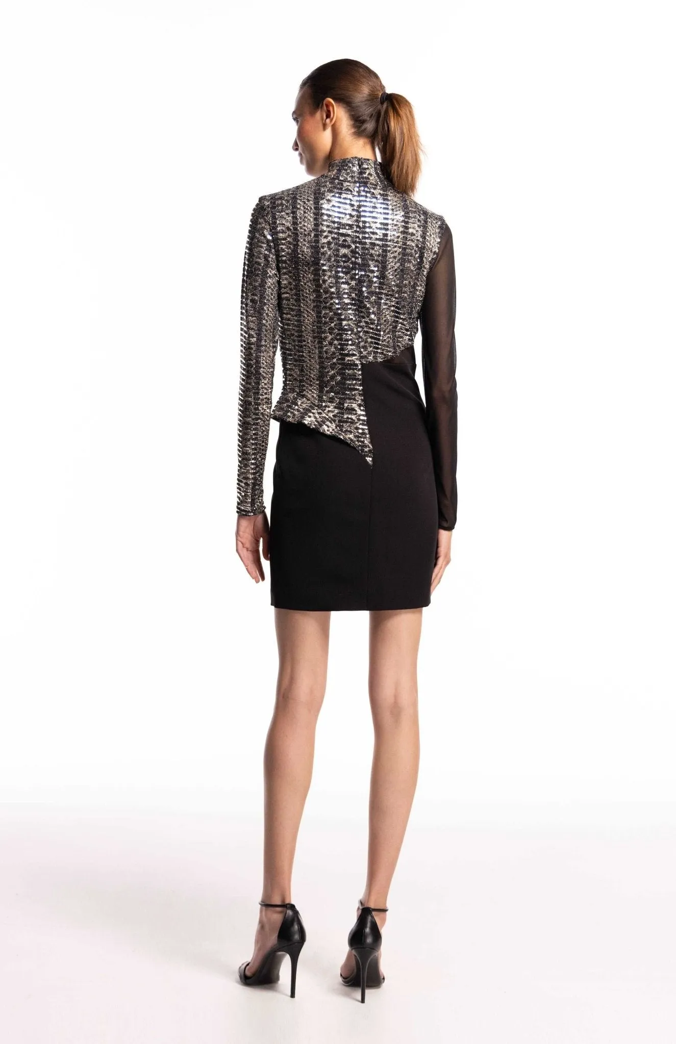 Xenopi | Fiercely Glamorous: Mini Cocktail Dress