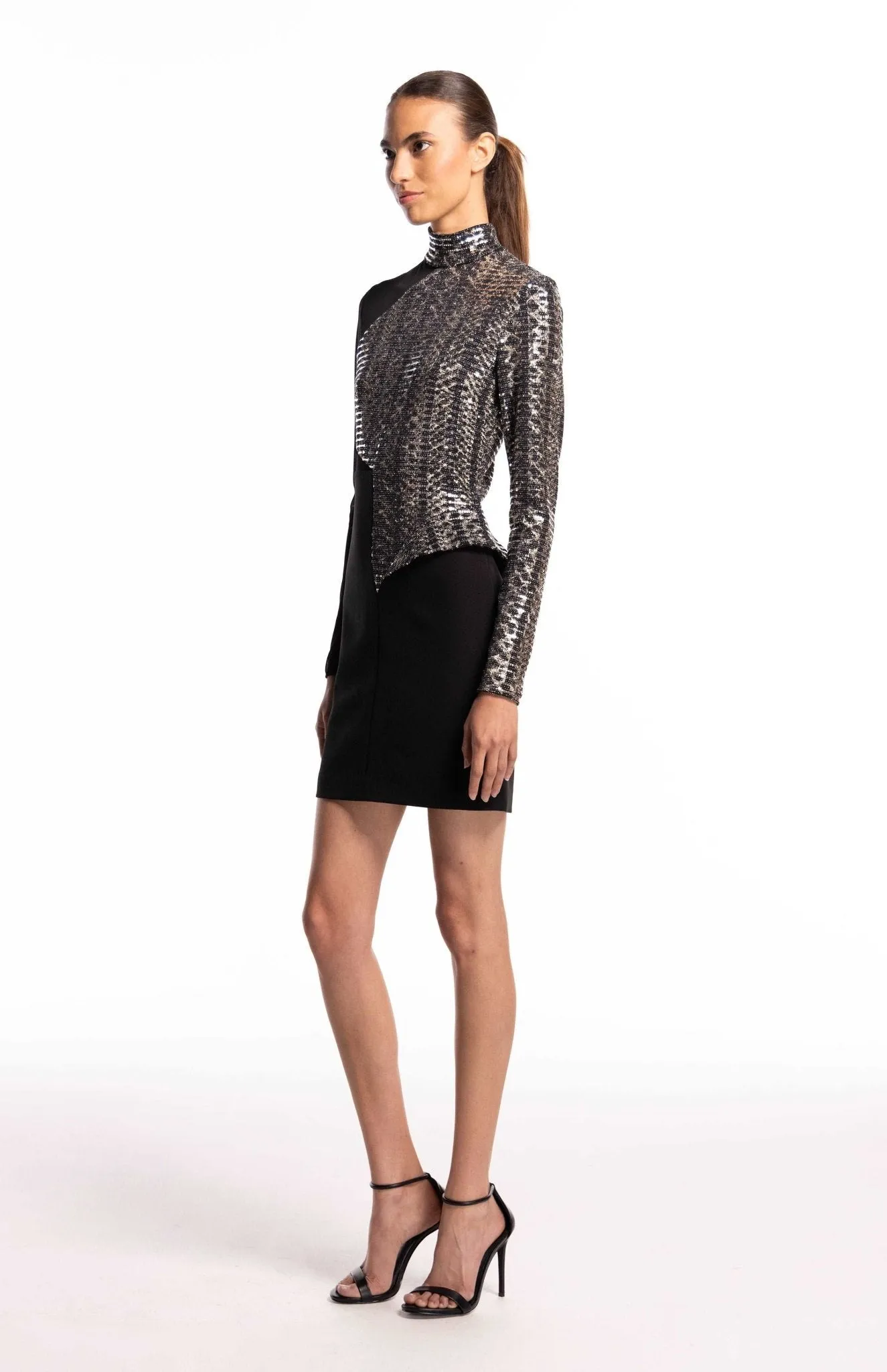 Xenopi | Fiercely Glamorous: Mini Cocktail Dress