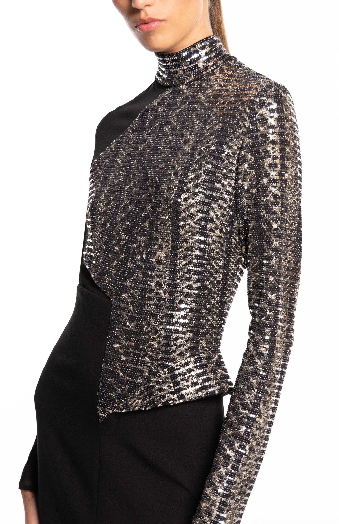 Xenopi | Fiercely Glamorous: Mini Cocktail Dress